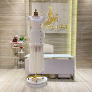Elegant dress suitable for galas, parties, or special events.